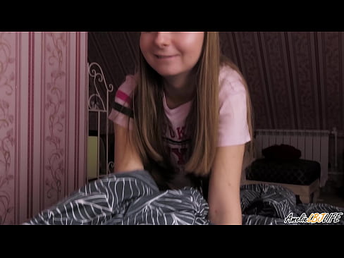 ❤️ Blondie duboko siše svog BFF-a i dobiva spermu u usta Analni video kod nas hr.redpornpictures.ru ☑