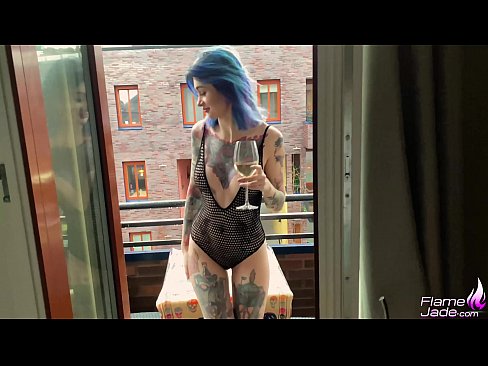 ❤️ Sjajna djevojka siše s gutljajem i strastveno jebe pod otvorenim nebom Analni video kod nas hr.redpornpictures.ru ☑